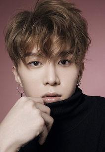 范丞丞圈内人士爆料视频,娱乐圈背后的真实故事 第1张 范丞丞圈内人士爆料视频,娱乐圈背后的真实故事 第1张